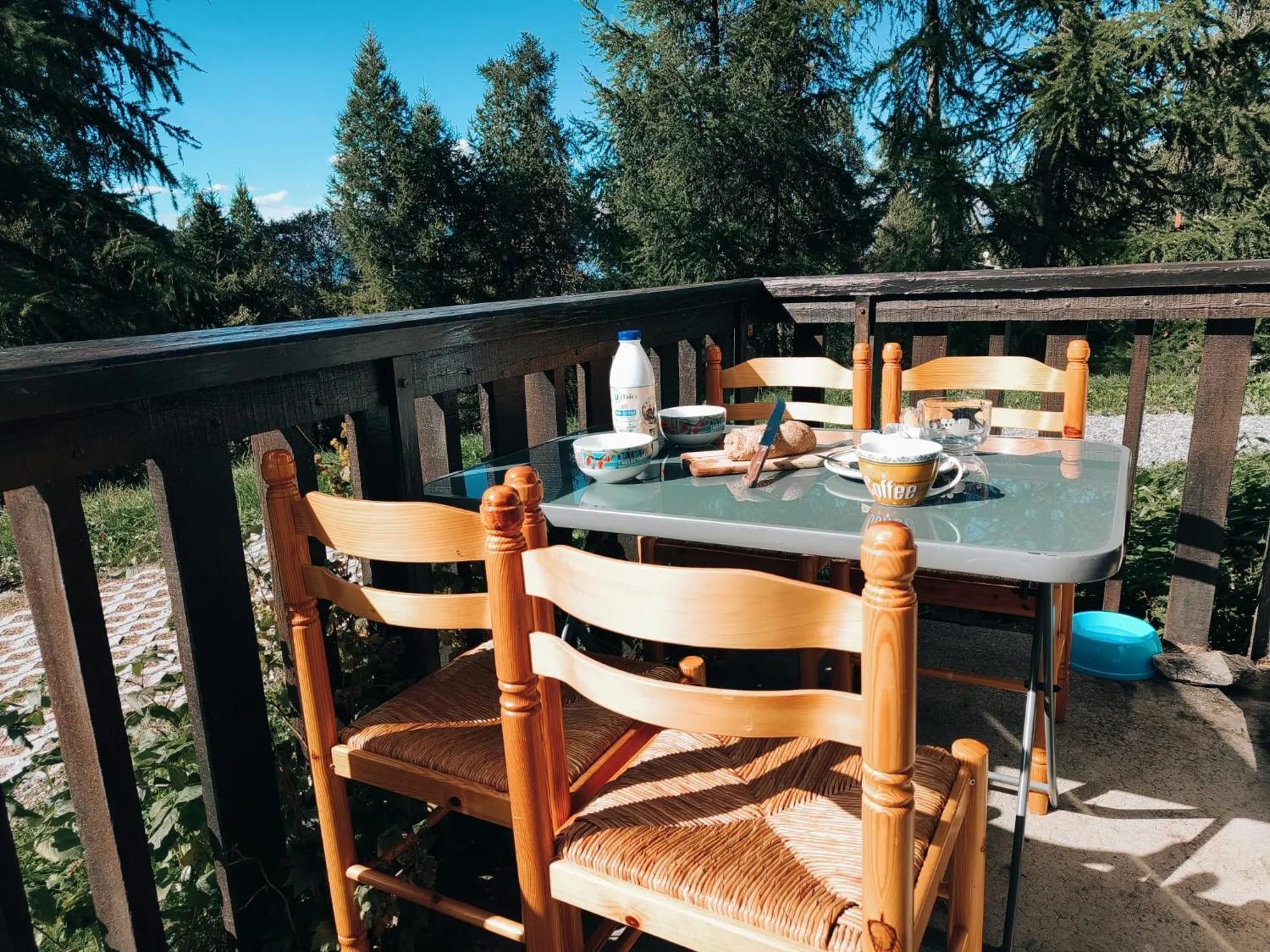 Appartement Cosy 4 Personnes - Aux Pieds,